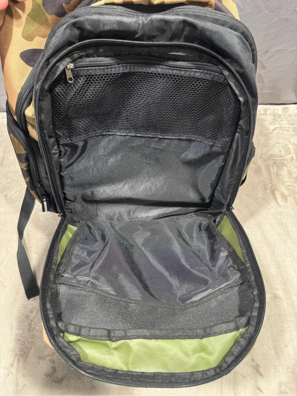 EASTSPORT Camo Backpack
